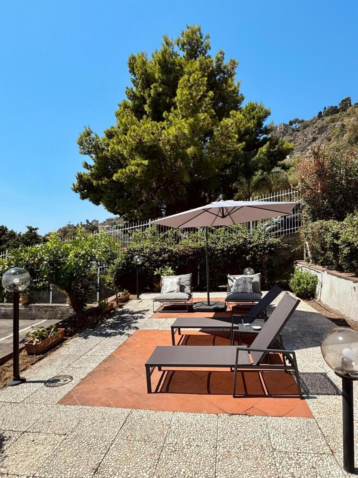 Frontemare Isola Bella By Holidays Taormina